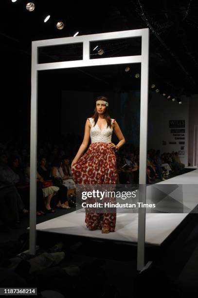 Model displays a creation by fashion designer Surily Goel during the Wills Lifestyle India Fashion Week at Pragati Maidan, on September 7, 2007 in...