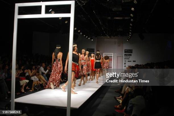 Model displays a creation by fashion designer Surily Goel during the Wills Lifestyle India Fashion Week at Pragati Maidan, on September 7, 2007 in...