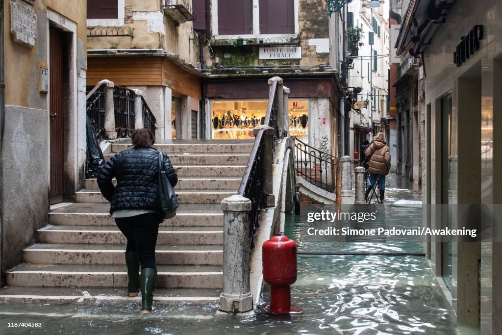 Venice Floods Cause Mayor To Declare State Of Emergency