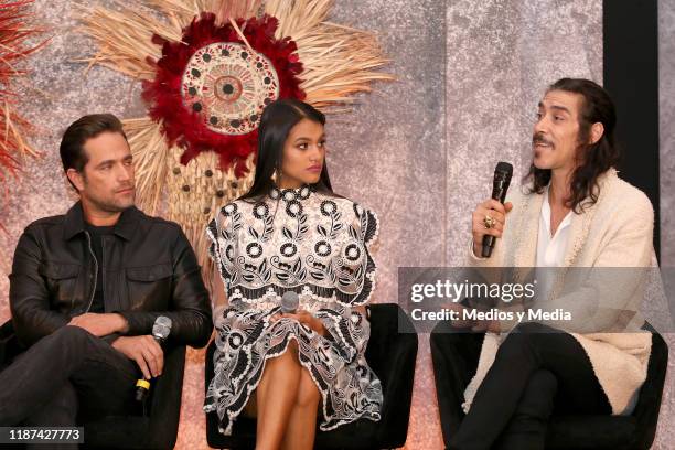Óscar Jaenada speaks next to Michel Brown and Ishbel Bautista during 'Hernan' TV Series Press Conference at Four Seasons Hotel Mexico City on...