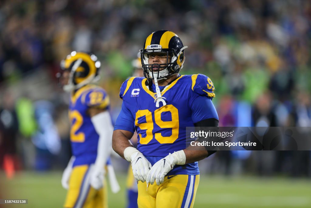 NFL: DEC 08 Seahawks at Rams