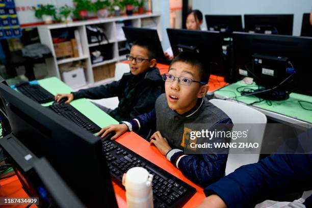 Chinese Computer Programs China Computer Centre Photos and Premium High Res Pictures - Getty Images