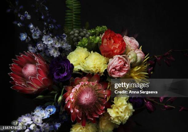 still life with flowers on dark background - close up of flower bouquet stock pictures, royalty-free photos & images