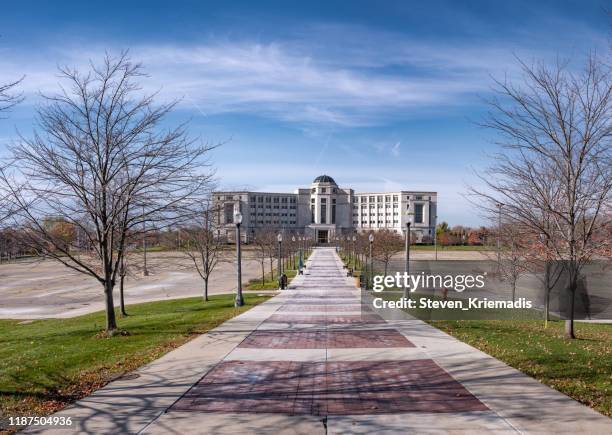 michigan hall of justice (courthouse) - lansing, michigan - supreme court hearing stock pictures, royalty-free photos & images