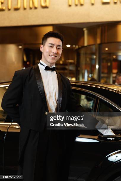 hotel limousine service - car arrival stock pictures, royalty-free photos & images