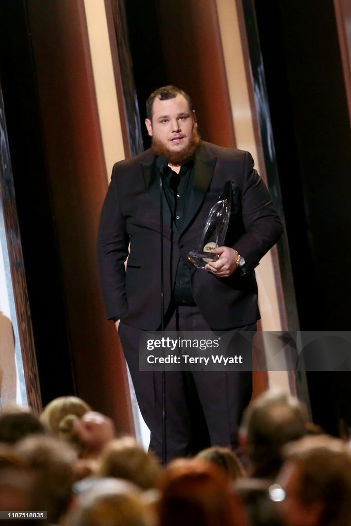 The 53rd Annual CMA Awards - Show