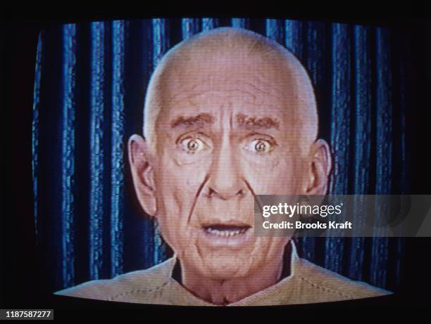 Video of Marshall Applewhite, the guru of the sect Heaven's gate