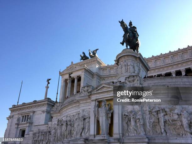 monument to victor emmanuel ii of italy - science and technology museum stock pictures, royalty-free photos & images