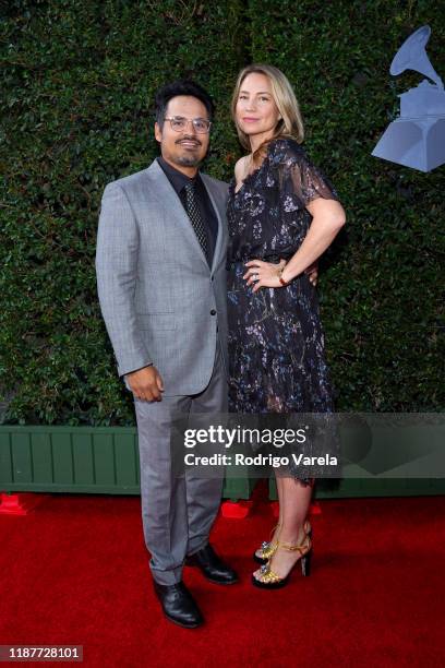 Michael Peña and Brie Shaffer attend the 20th annual Latin GRAMMY Awards at MGM Grand Garden Arena on November 14, 2019 in Las Vegas, Nevada.