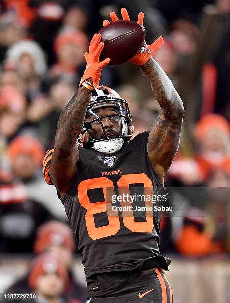 Wide receiver Jarvis Landry of the Cleveland Browns catches a pass for a touchdown in the second quarter of the game against the Pittsburgh Steelers...