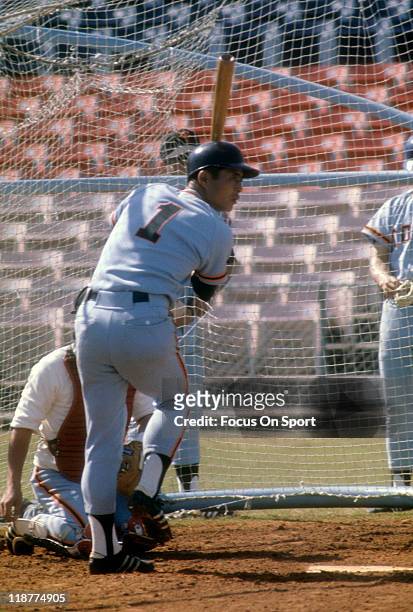 Sadaharu OH of the Yomiuri Giants takes batting practice before and exhibition game against the Los Angeles Dodgers circa 1970 at Dodger Town in Vero...
