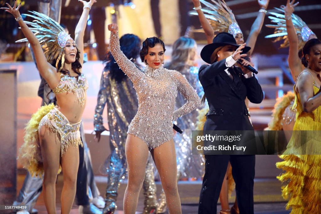 20th Annual Latin GRAMMY Awards - Show