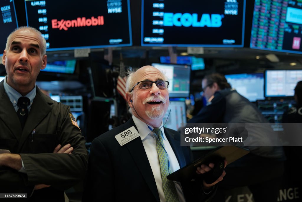 Dow Jones Industrial Average Closes At New High, Crossing Over 28,000