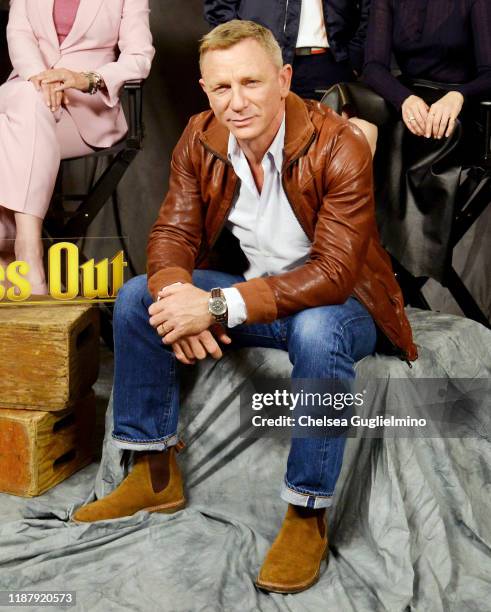 Actor Daniel Craig attends the photocall for Lionsgate's "Knives Out" at Four Seasons Hotel Los Angeles at Beverly Hills on November 15, 2019 in Los...