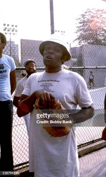 Lou Rawls during WWRL Radio Station vs CBS Philadelphia International's "Let's Clean Up The Ghetto" Team - May 17, 1977 at Brooklyn College in...