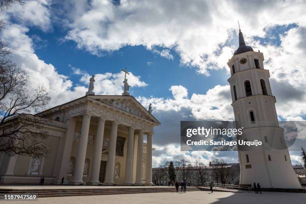 vilnius cathedral square - vilnius stock pictures, royalty-free photos & images