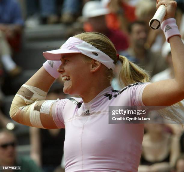 Anna-Lena Groenfeld of Germany defeats Maria Kirilenko of Russia 6-2, 7-6, in the third round of the French Open, Paris, France on June 2, 2006