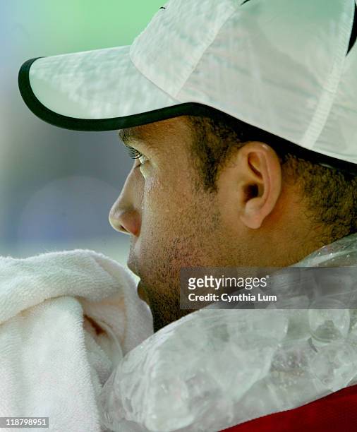 James Blake cools off on changeover during his 2nd round match against Nicolas Lapentti at the Australian Open, January 21, 2004