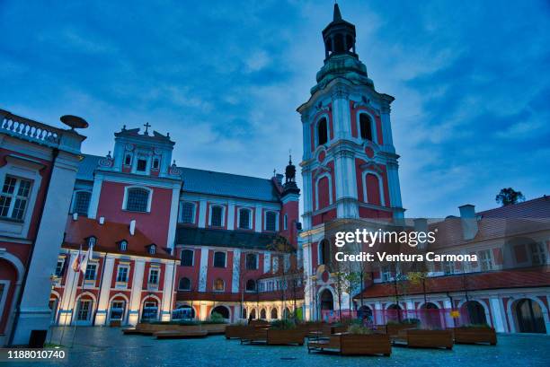 Api Fara 16 Poznań Fara Stock Photos, High-Res Pictures, and Images - Getty Images
