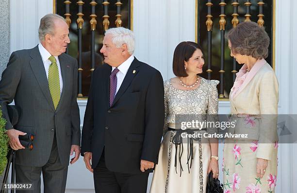 King Juan Carlos of Spain and Queen Sofia of Spain receive Panama's President Ricardo Martinelli and wife Marta Linares de Martinelli at Zarzuela...