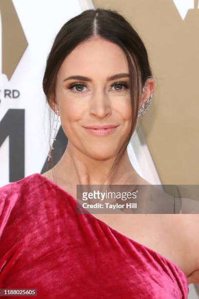 Kelleigh Bannen attends the 53nd annual CMA Awards at Bridgestone Arena on November 13, 2019 in Nashville, Tennessee.
