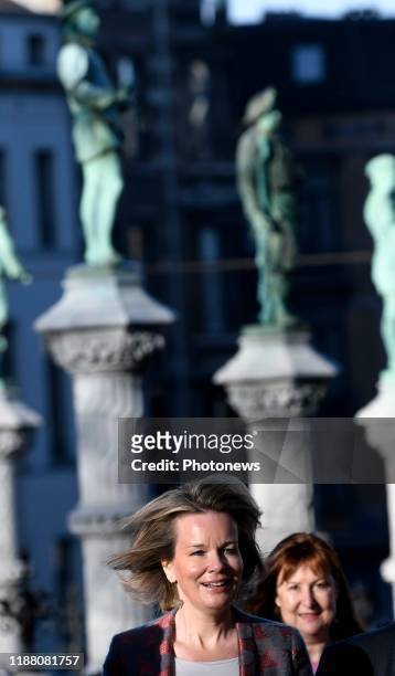 - Bezoek van de Koningin Mathilde aan het Koninklijk Conservatorium Brussel / Grote Zavel - Visite de la Reine Mathilde au Conservatoire Royal de...