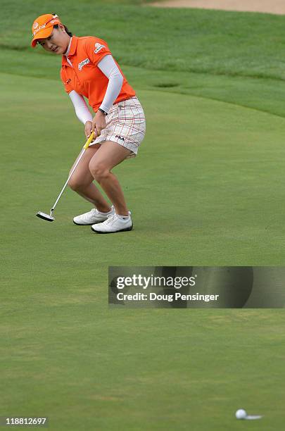 So Yeon Ryu of Korea misses a putt for birdie on the 17th hole during the continuation of the final round of the U.S. Women's Open at The Broadmoor...