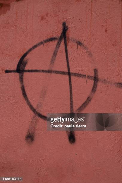 anarchy symbol - símbolo da anarquia - fotografias e filmes do acervo