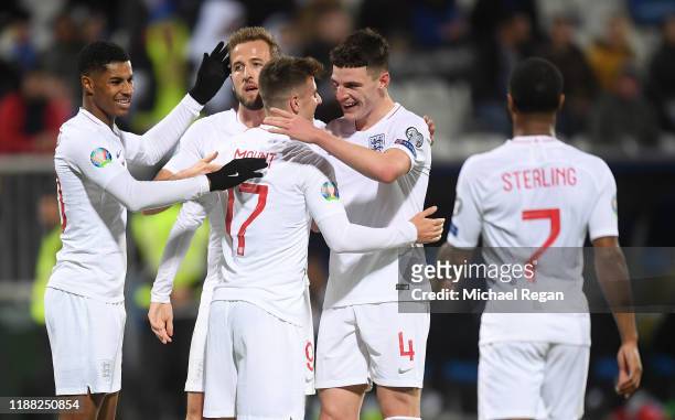Mason Mount of England celebrates scoring his team's fourth goal with Harry Kane ,Marcus Rashford and Declan Rice during the UEFA Euro 2020 Qualifier...