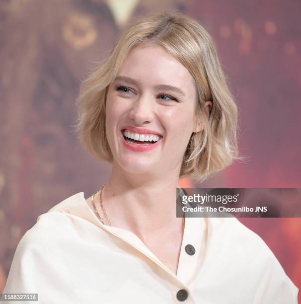 Mackenzie Davis attends Press Conference & Red Carpet Event of "Terminator Dark Fate" in Seoul at IFC Mall on October 21st, 2019 in Seoul, South...