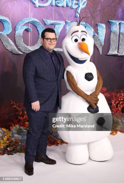 Josh Gad attends the "Frozen 2" European premiere at BFI Southbank on November 17, 2019 in London, England.