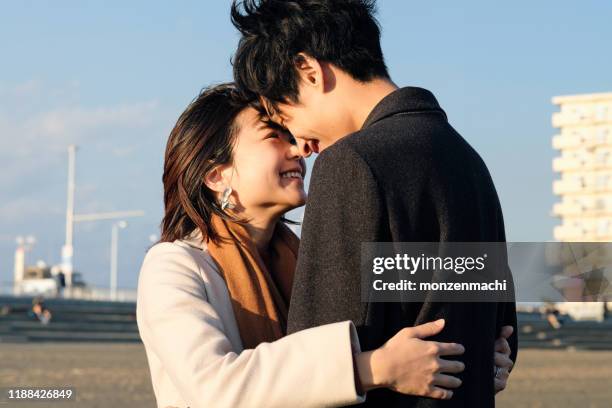 1 607 6点のカップルのストックフォト Getty Images 1 607 6点のカップルのストックフォト Getty Images