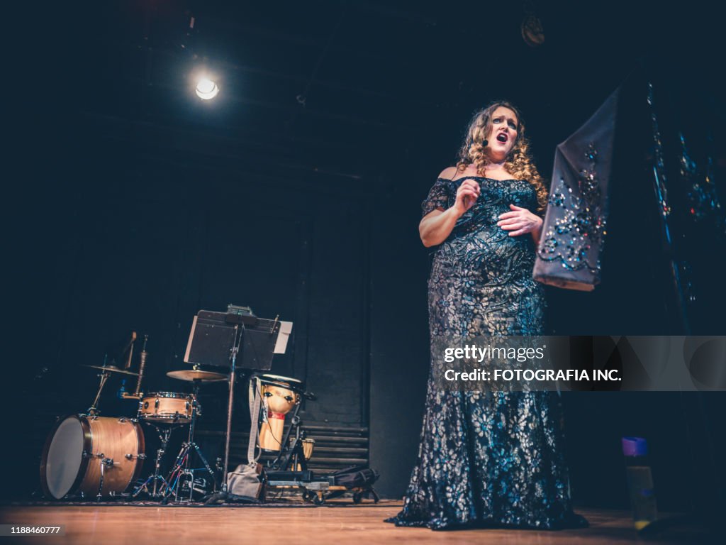 Opera Singer Performing On The Stage High-Res Stock Photo - Getty Images