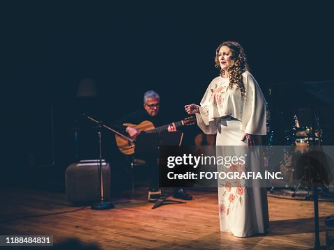 Performning Opera Opera Singer Performing On The Stage High-Res Stock Photo - Getty Images