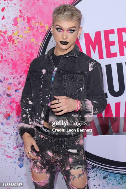 Ethan Peters attends 2019 American Influencer Awards at Dolby Theatre on November 18, 2019 in Hollywood, California.