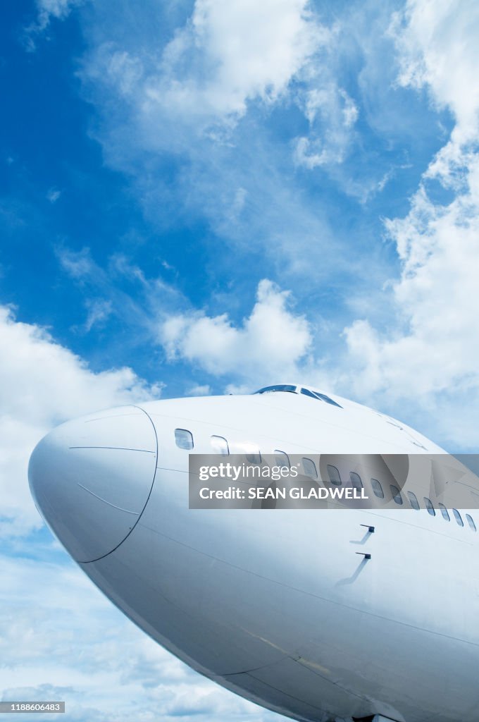747 jumbo jet aircraft