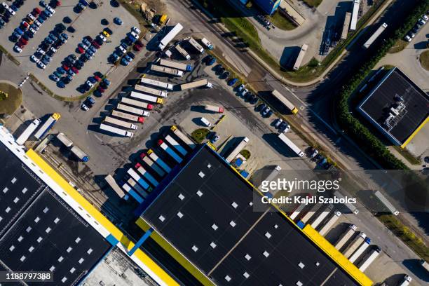 aerial view of the distribution center - truck stock pictures, royalty-free photos & images