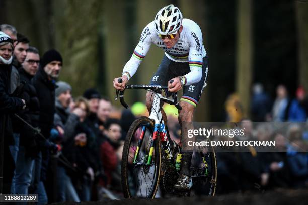 Dutch Rider 43 Vlaamse Druivencross Stock Photos, High-Res Pictures, and Images ...