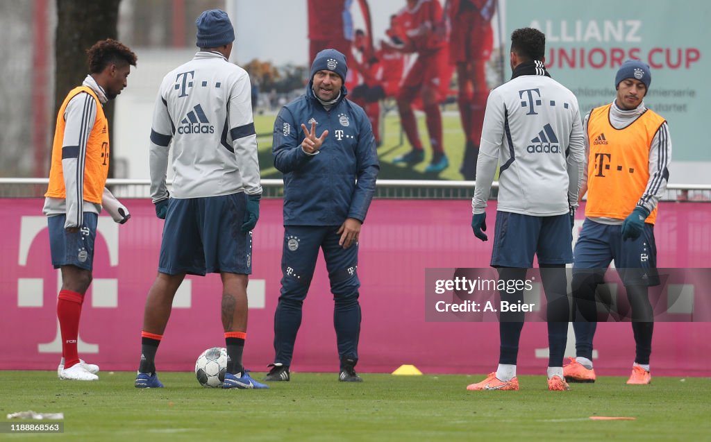 FC Bayern Muenchen - Training Session