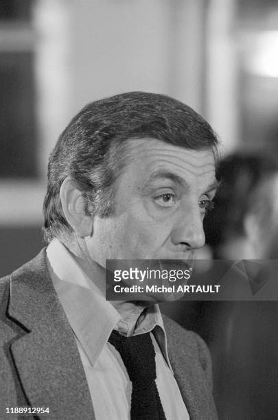 Lino Ventura lors du tournage du film 'La Gifle' réalisé par Claude Pinoteau à Paris le 20 juin 1974, France.