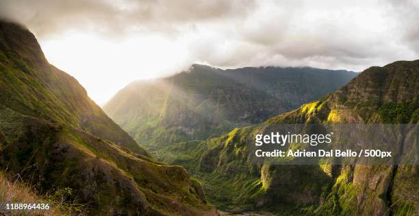 view of mountains, mafate, reunion island - la reunion stock pictures, royalty-free photos & images