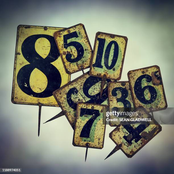 vintage metal price tags - bid data stock pictures, royalty-free photos & images