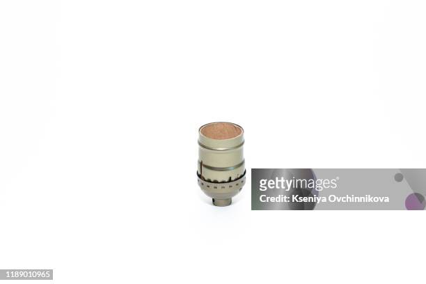 e27 lamp base holder fitting fix isolated on white background - leuchtgeschoss stock-fotos und bilder