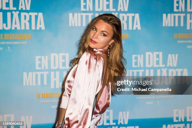 Jennifer Akerman poses for a picture on the red carpet during the premiere for "A Piece Of My Heart" at the Rigoletto cinema on December 16, 2019 in...