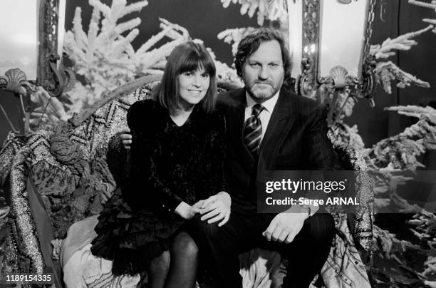 Chantal Goya et Jean-Jacques Debout sur le plateau de l'émission Cocoricocoboy le 2 décembre 1986 à Paris, France.