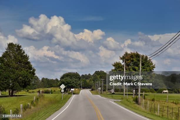 small town roads of kentucky - appalachia stockfoto's en -beelden