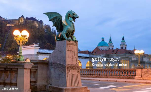 dragon bridge, ljubljana, slovenia - laibach stock-fotos und bilder