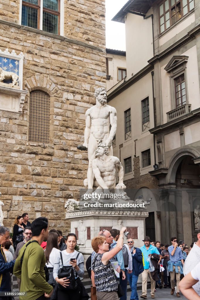 Statua Ercole e Cacus in Piazza della Signoria, Firenze Italia