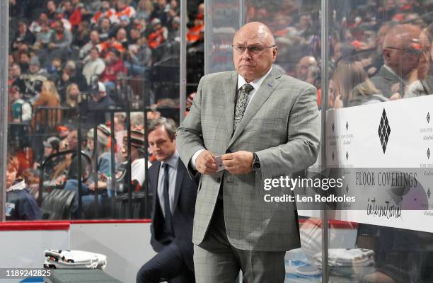 Head Coach of the New York Islanders Barry Trotz walks onto the bench prior to the start of the second period against the Philadelphia Flyers on...