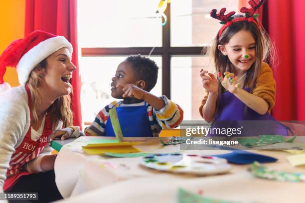 preschool christmas activities - kids arts and crafts stock pictures, royalty-free photos & images
